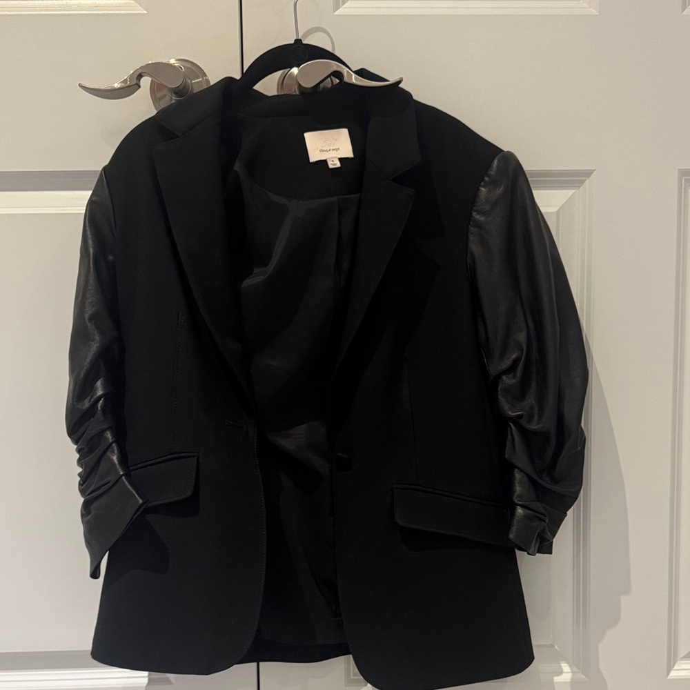 Cinq a Sept Women’s Kylie Black Blazer